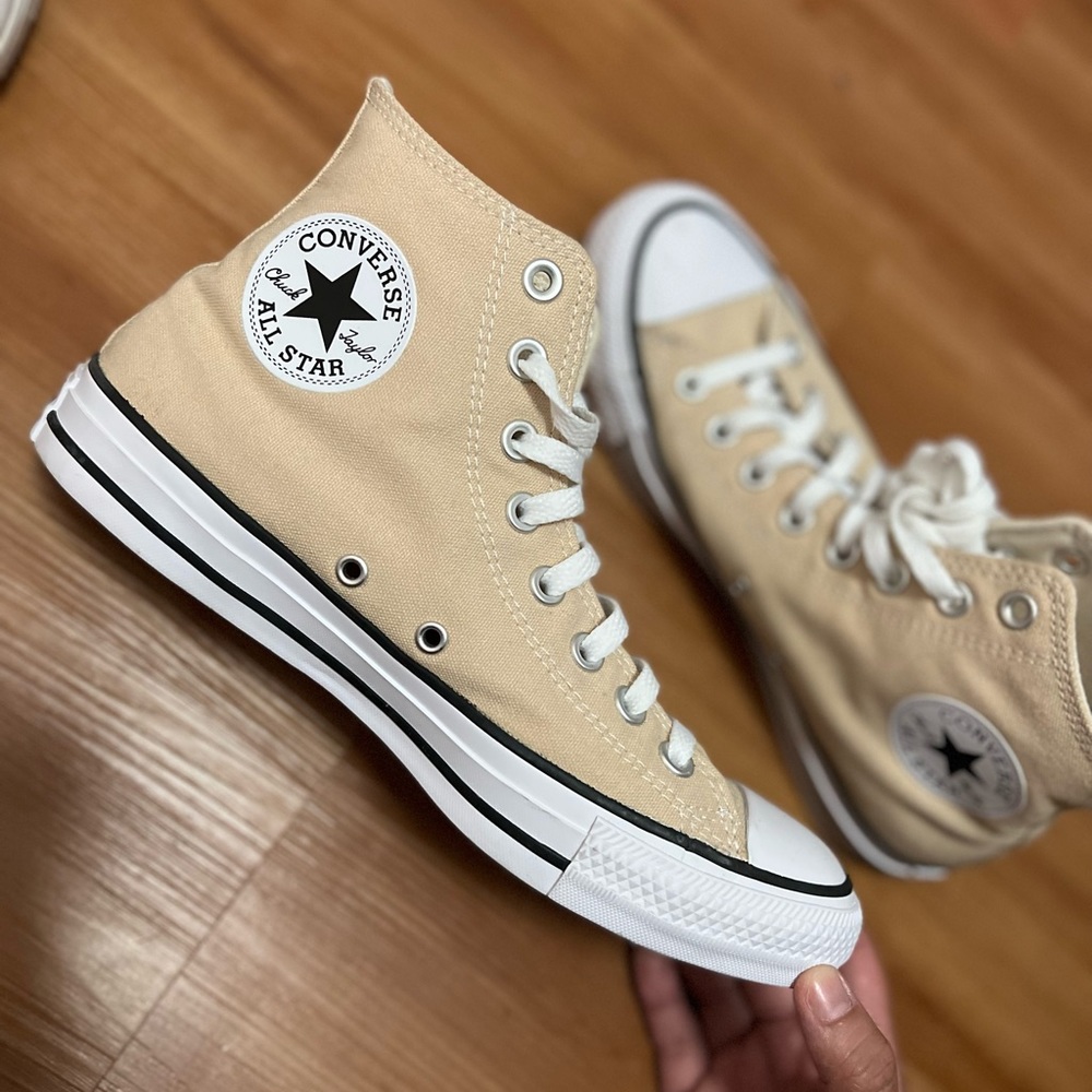 Converse Chuck Taylor All Star High-Top Trainers